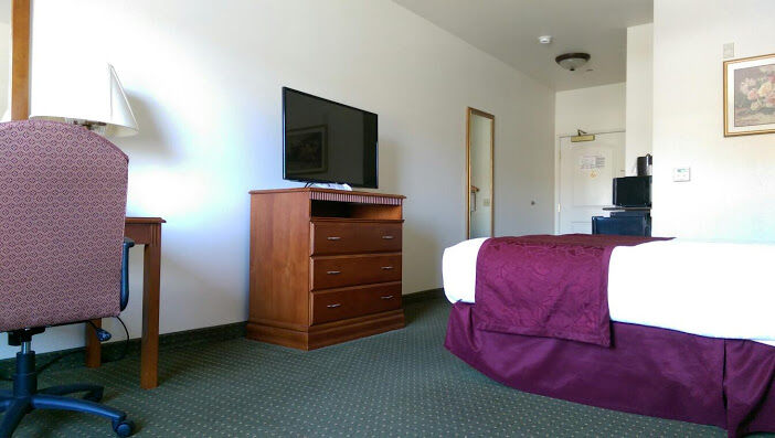 Best Western Plus Lake Elsinore Inn & Suites Exterior foto