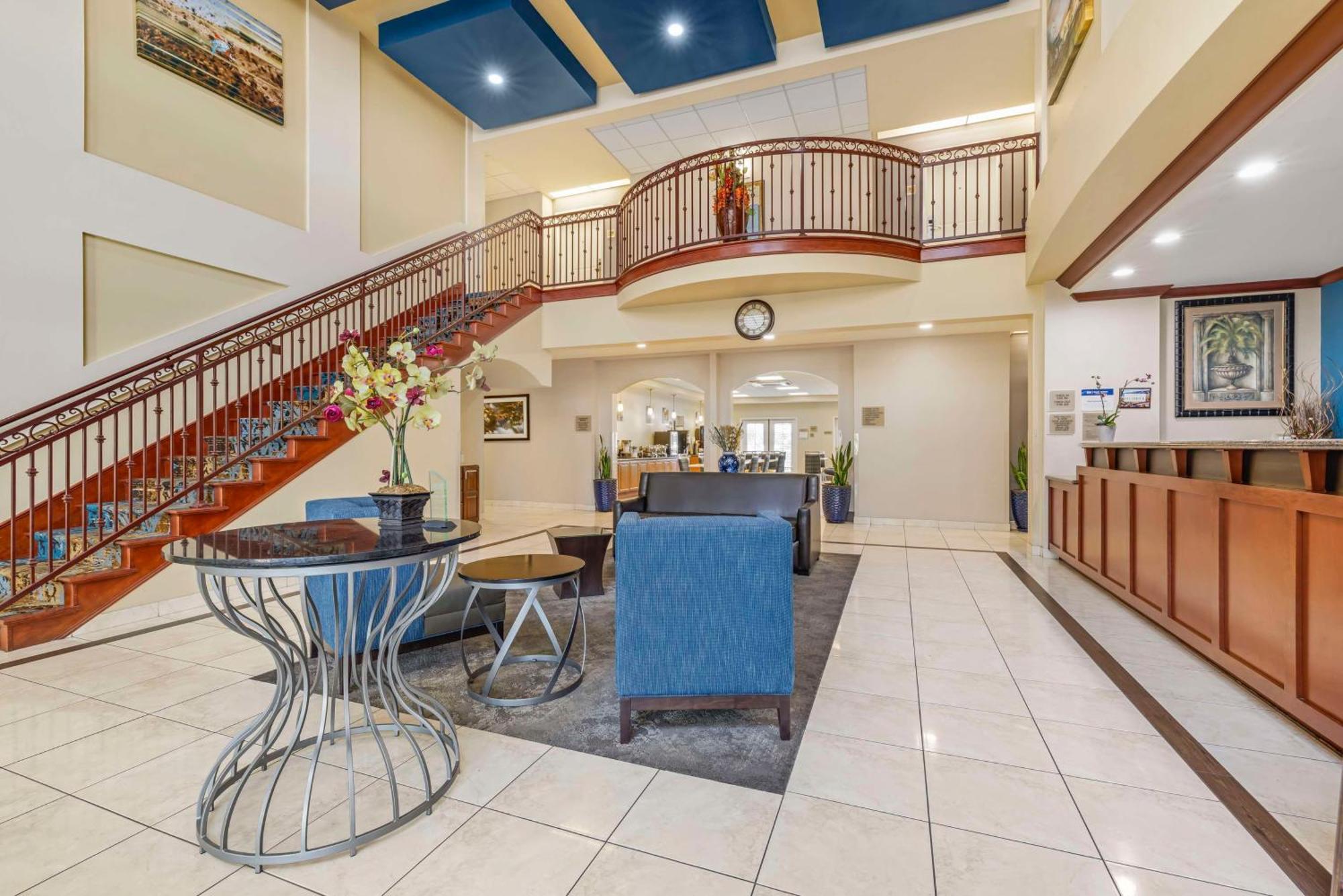 Best Western Plus Lake Elsinore Inn & Suites Exterior foto