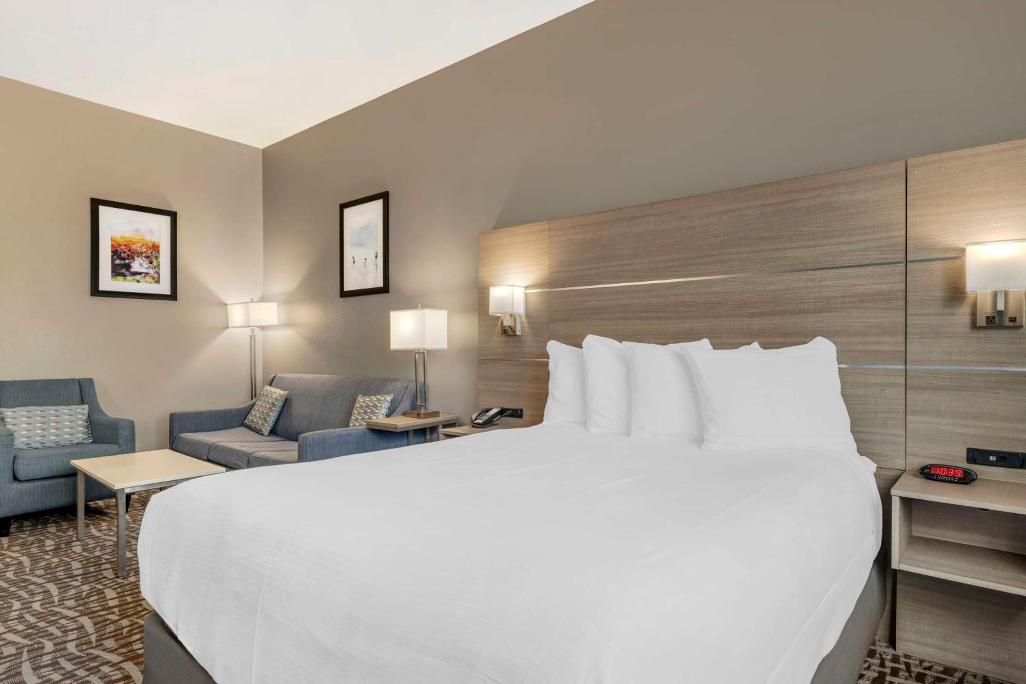 Best Western Plus Lake Elsinore Inn & Suites Exterior foto
