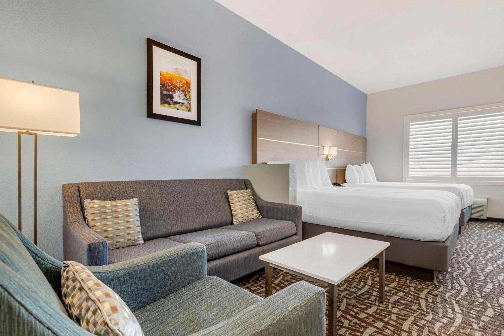 Best Western Plus Lake Elsinore Inn & Suites Exterior foto