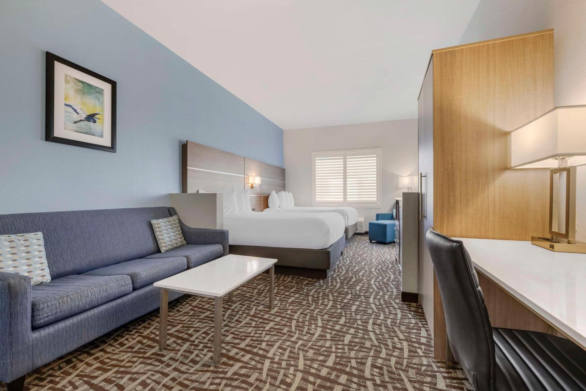 Best Western Plus Lake Elsinore Inn & Suites Exterior foto