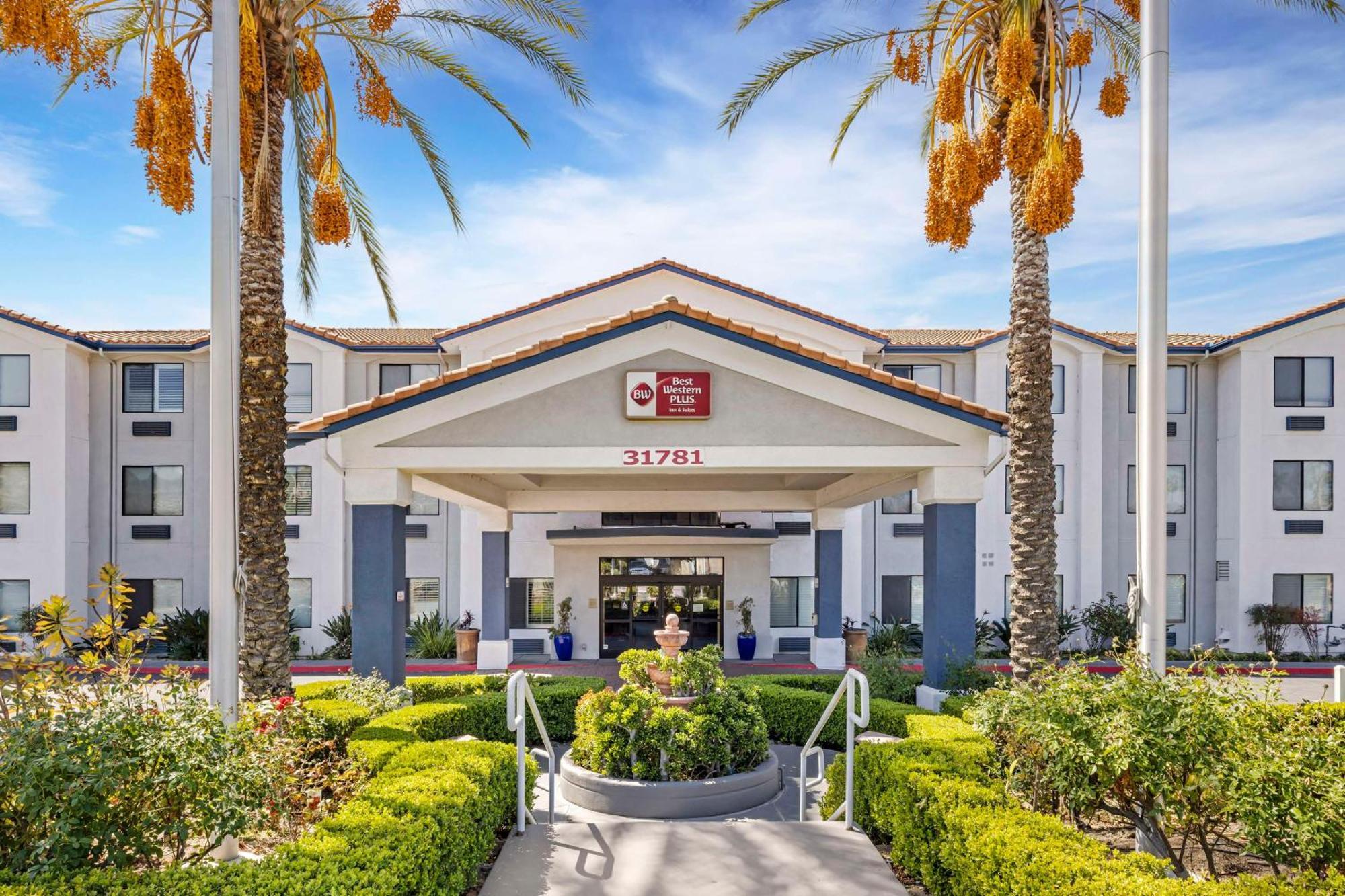 Best Western Plus Lake Elsinore Inn & Suites Exterior foto